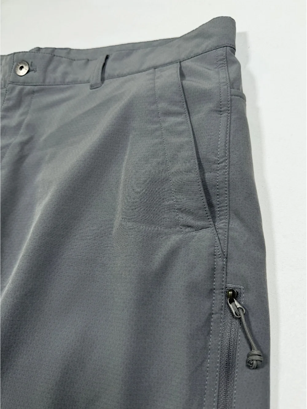 The North Face gray shorts